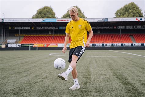 SC Cambuur en adidas presenteren trainingslijn 2024/2025